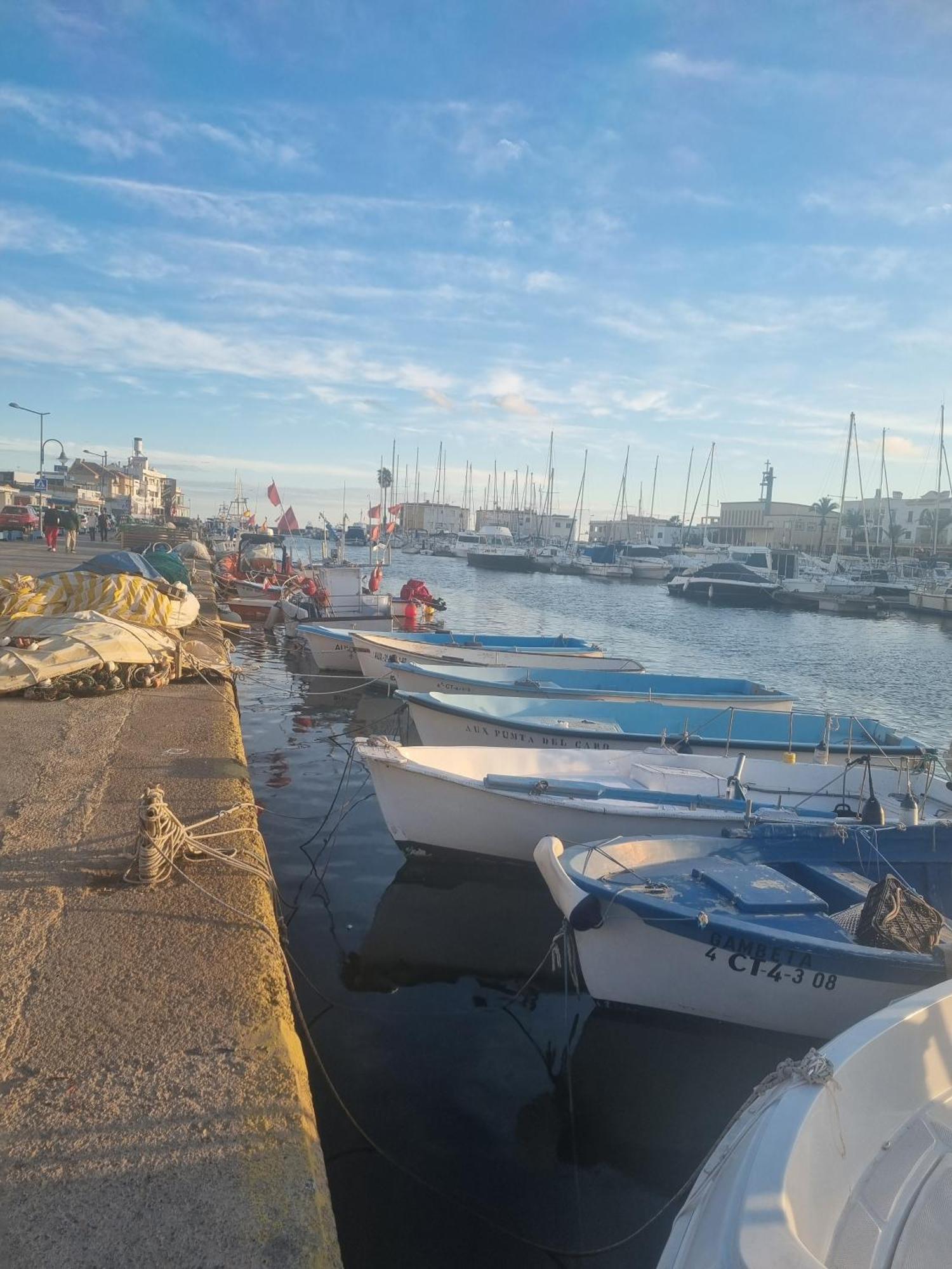 Cabo De Palos Apartamento Vacacional Bagian luar foto